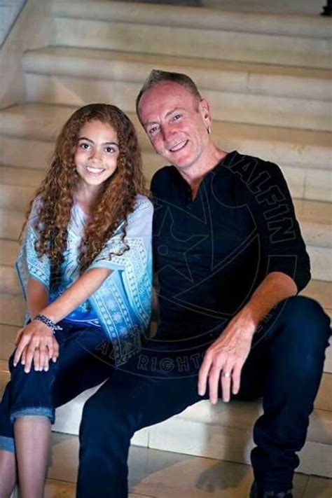 phil collen children.